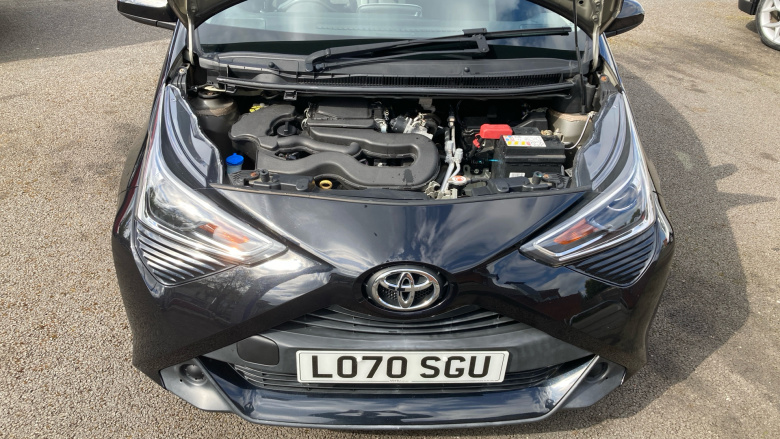 Toyota Aygo 1.0 VVT-i X-Play TSS 5dr x-shift Petrol Hatchback